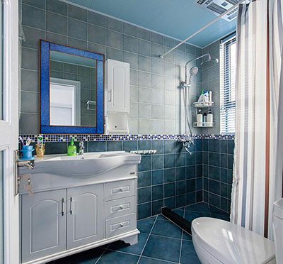 Framed Rectangular Bathroom Mirror